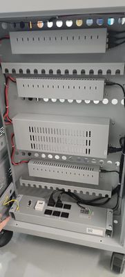 সিই এসি চার্জিং ডিসি চার্জিং এবং ইউএসবি টাইপ-এ টাইপ-সি ভল্ট স্টোরেজ আইপ্যাড চার্জিং কার্ট মোবাইল চার্জিং ক্যাবিনেট সহ চাকা