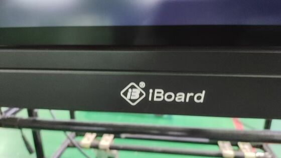 IBoard প্রতিযোগিতাযোগ্য হোয়াইটবোর্ড সমাধান Andorid 16 ইন্টারেক্টিভ ফ্ল্যাট প্যানেল স্মার্ট বোর্ড প্রদর্শন